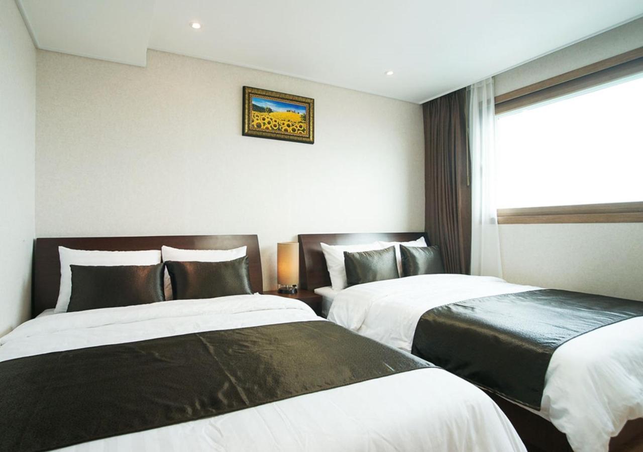 Iris Hotel Seogwipo Zewnętrze zdjęcie