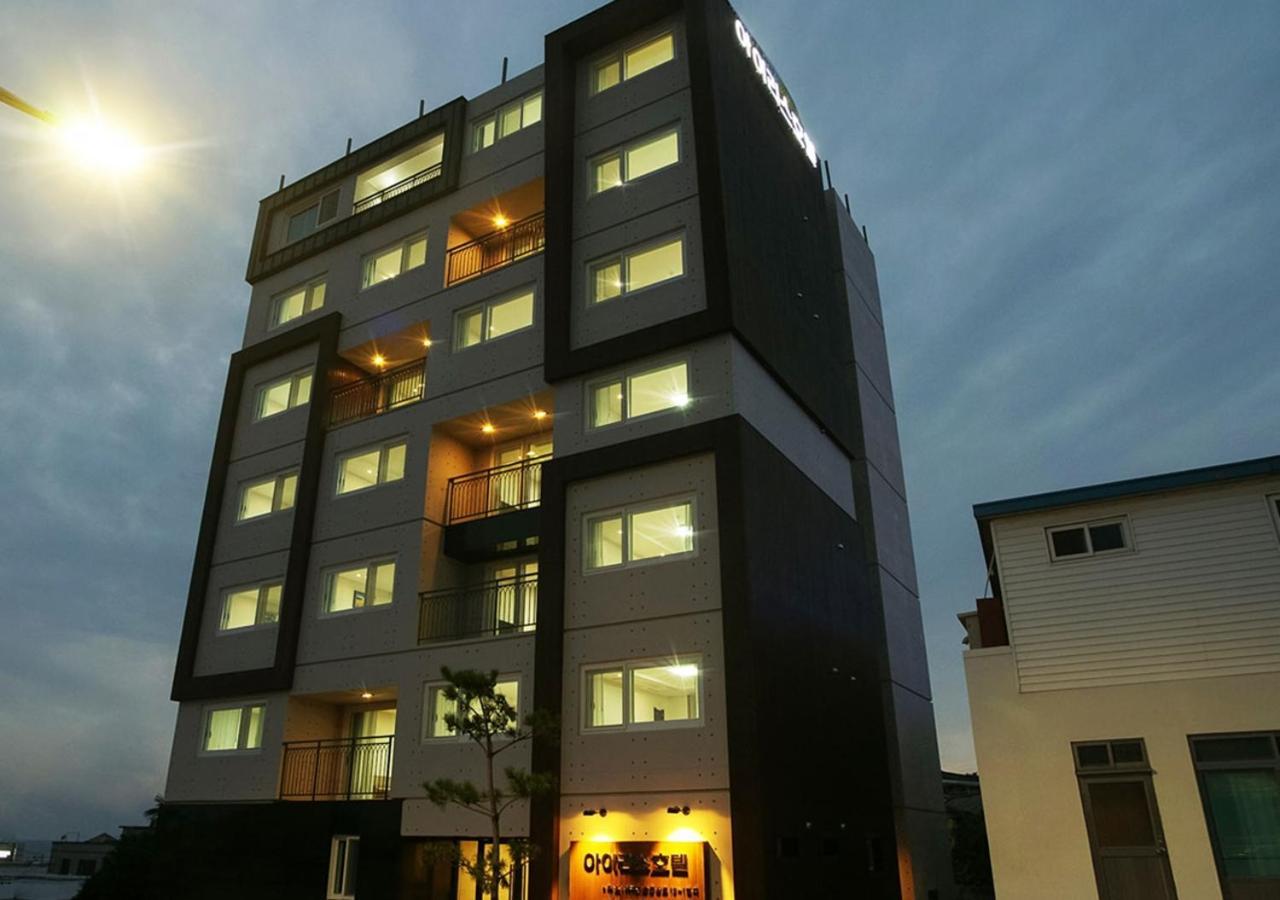 Iris Hotel Seogwipo Zewnętrze zdjęcie